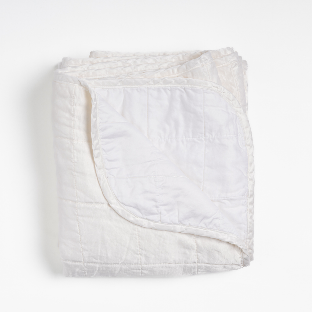 Sel Blanket from Bella Notte Linens in the color White.