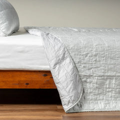 Sel Coverlet from Bella Notte Linens in the color Cloud.