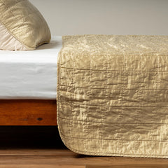 Sel Coverlet from Bella Notte Linens in the color Honeycomb.