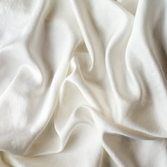 Seraphina Duvet from Bella Notte Linens in the color Winter White.