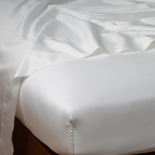 Bria Queen Fitted Sheet from Bella Notte Linens in Winter White.